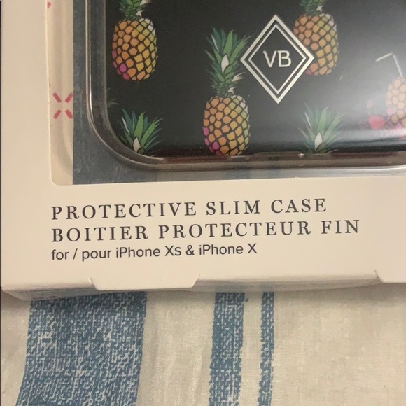 NIB Vera Bradley iPhone Case for Xs and X - Picture 3 of 3